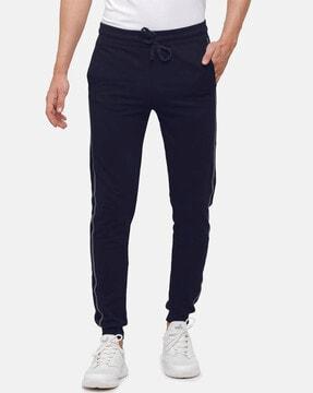 joggers with insert pockets