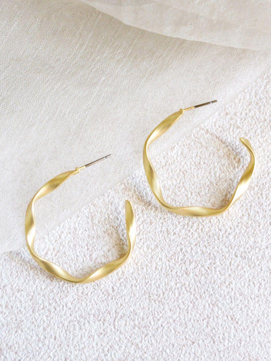 joker & witch gold-plated contemporary twisted half hoop earrings