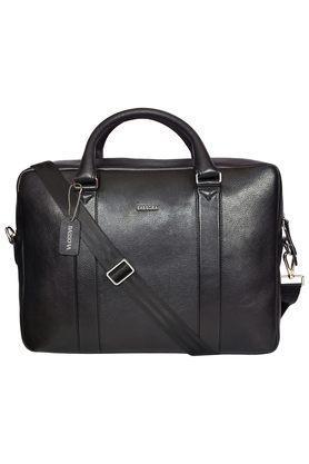 jonas solid pure leather zipper closure men's messenger bag - black