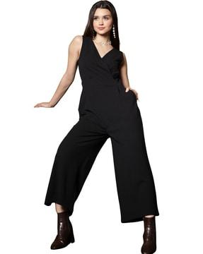 jumpsuit with insert pockets