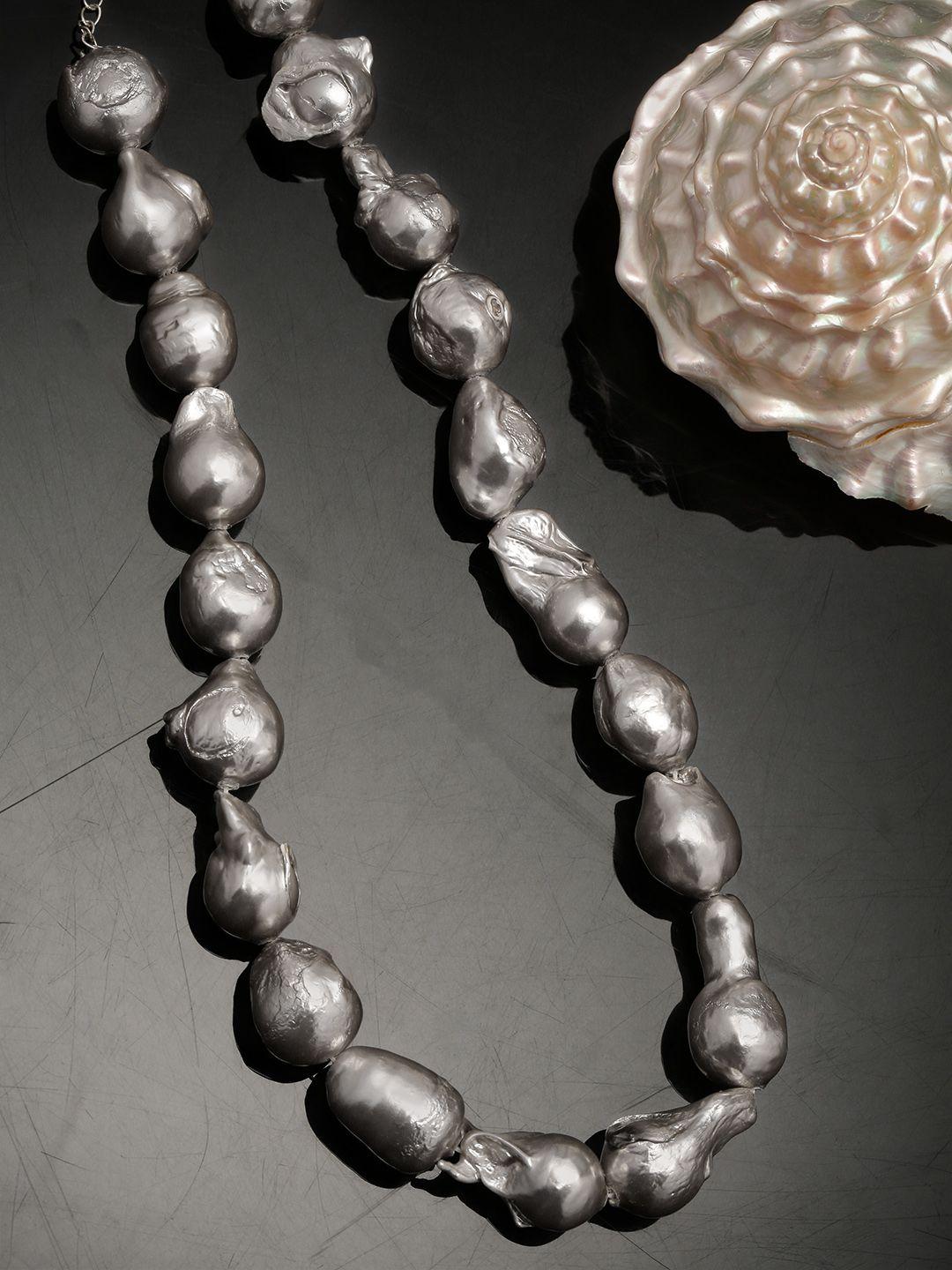 justpeachy women grey baroque silver necklace