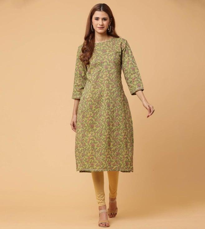 kaanchie nanggia green printed kurta with legings