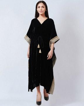 kaftan with lace detail