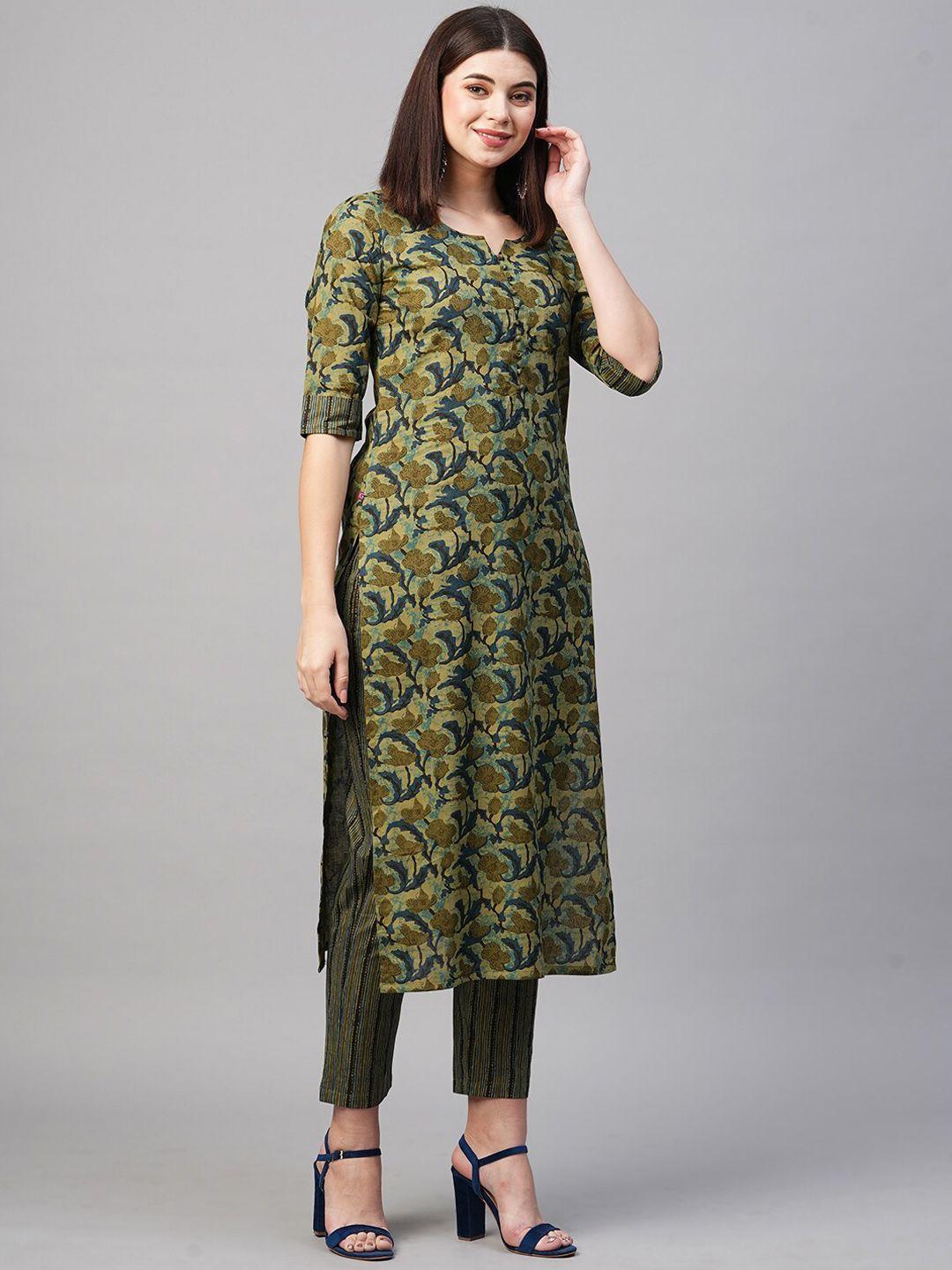 kalini paisley printed notched neck kurta with trousers
