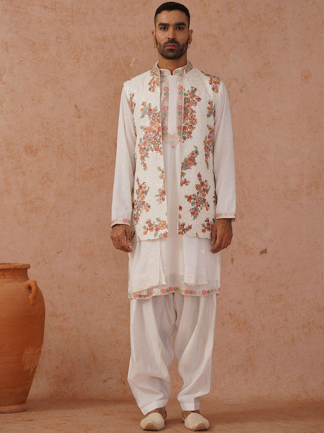 kalpraag men floral yoke design sequinned kurta with patiala