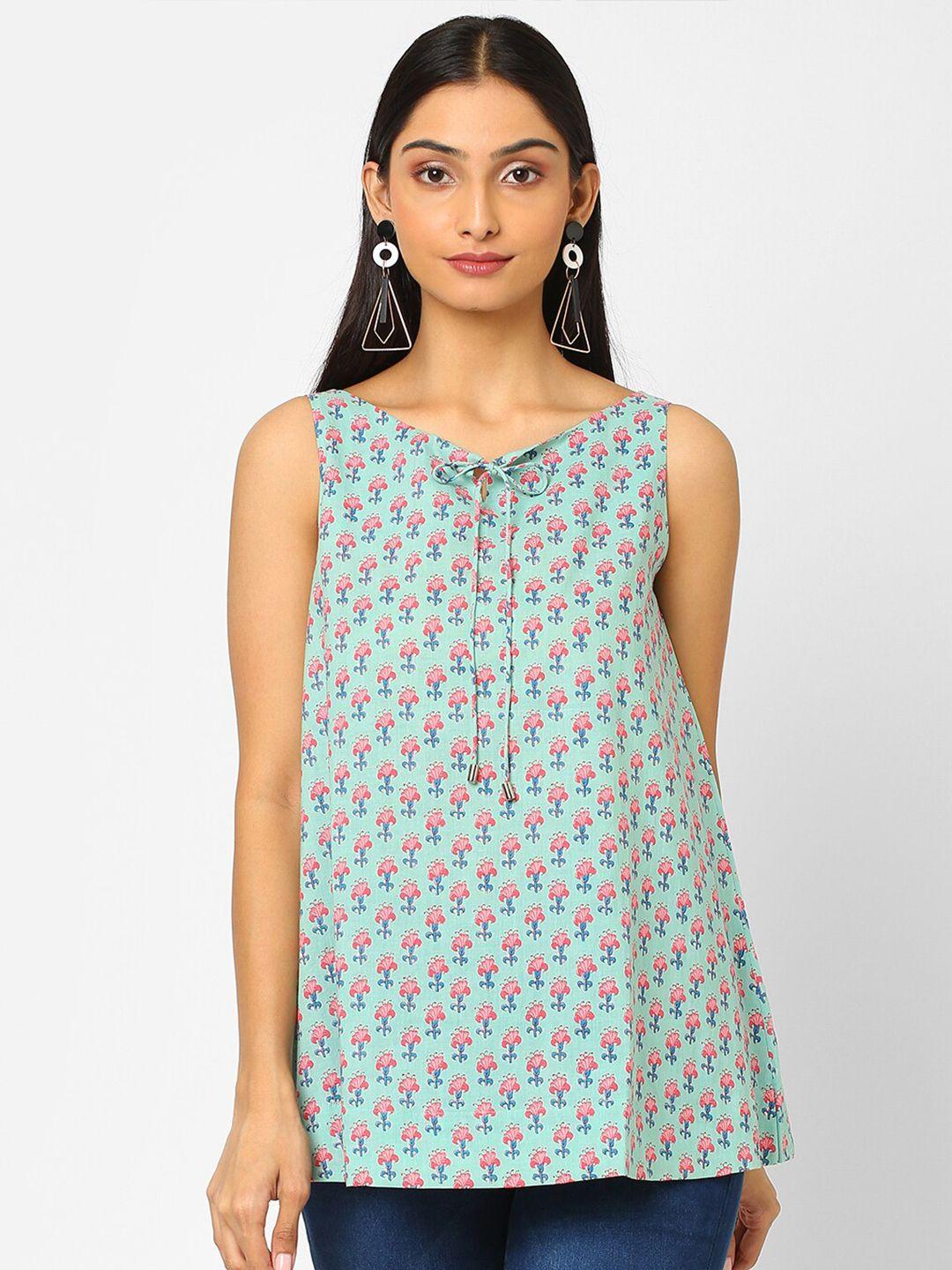 kami kubi blue geometric print top