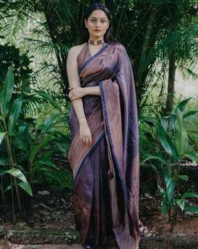 kanjeevaram saree with zari border