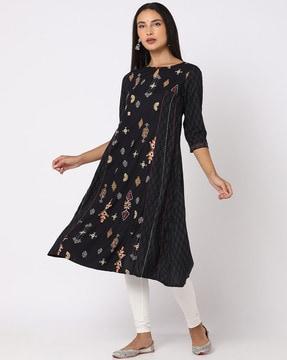 kantha stitch straight panelled kurta