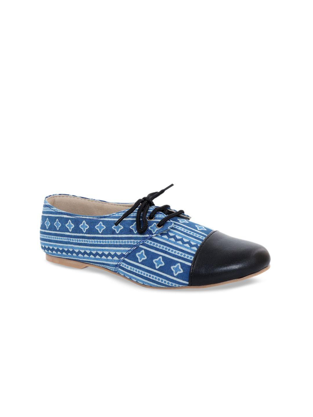 kanvas women blue boat shoes