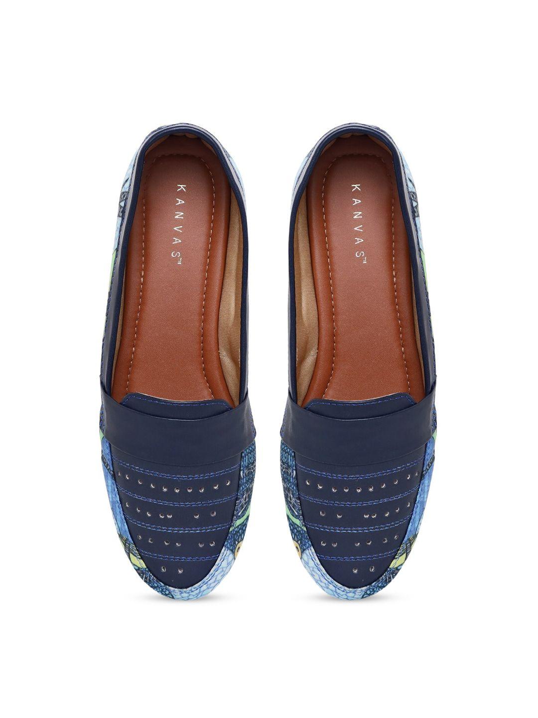 kanvas women blue printed slip-on sneakers