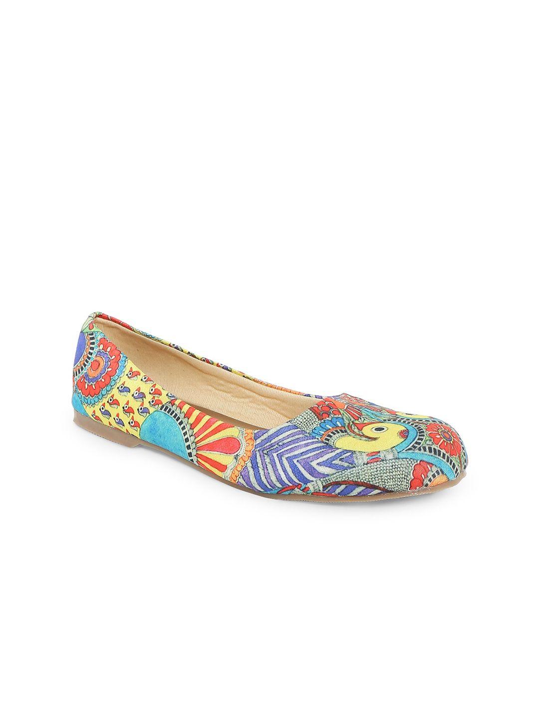 kanvas women printed round toe slip-on ballerinas