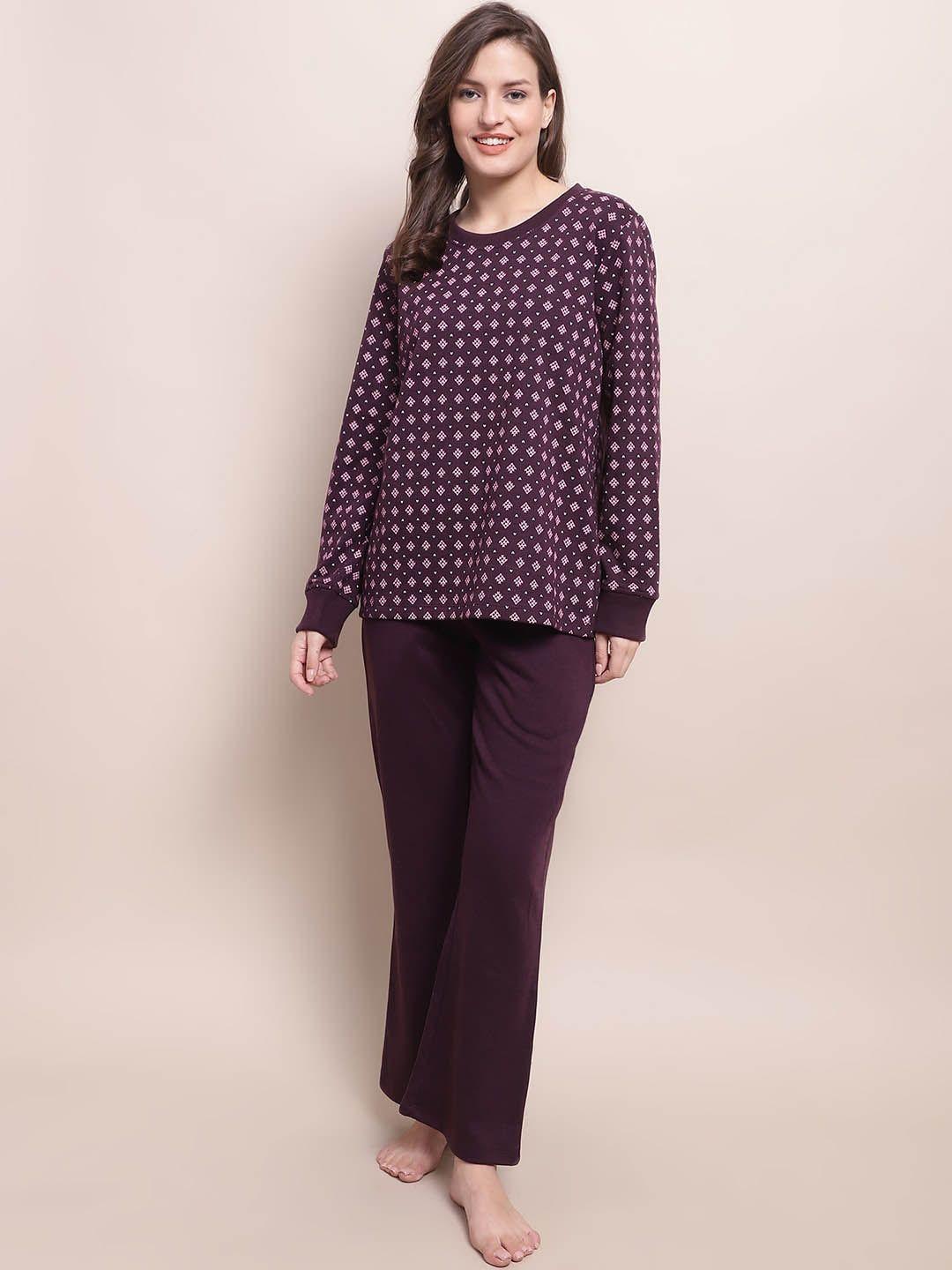 kanvin conversational printed round neck nightsuit