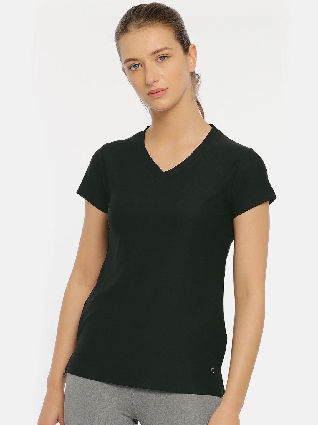 kanvin women black solid v-neck activewear t-shirt