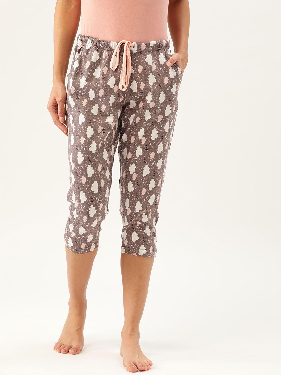 kanvin women brown & white printed regular fit lounge capris