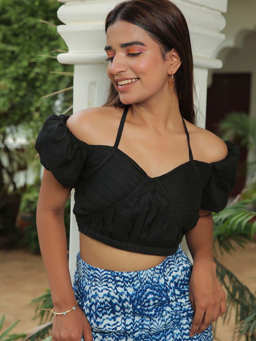 kaori by shreya agarwal pure cotton halter neck top with mini skirt