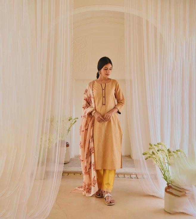 karaj jaipur mustard kurta with pant and dupatta