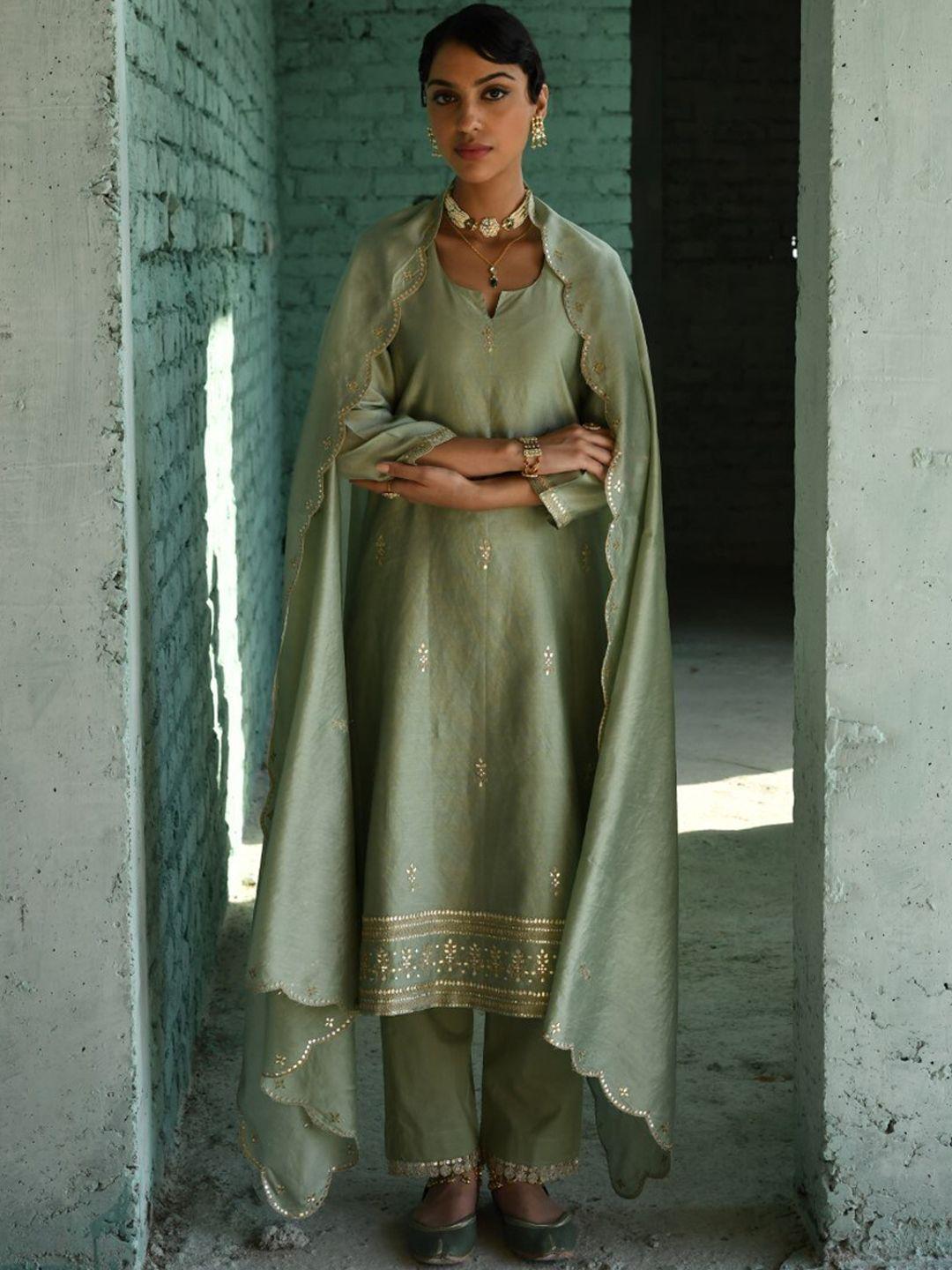 karaj jaipur women ethnic motifs embroidered regular thread work chanderi silk kurta with trousers & with
