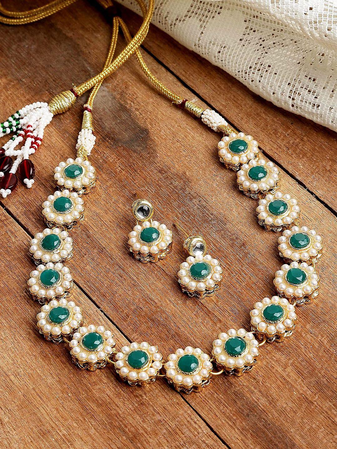 karatcart gold-plated green & white kundan-studded & pearl beaded handcrafted jewellery set