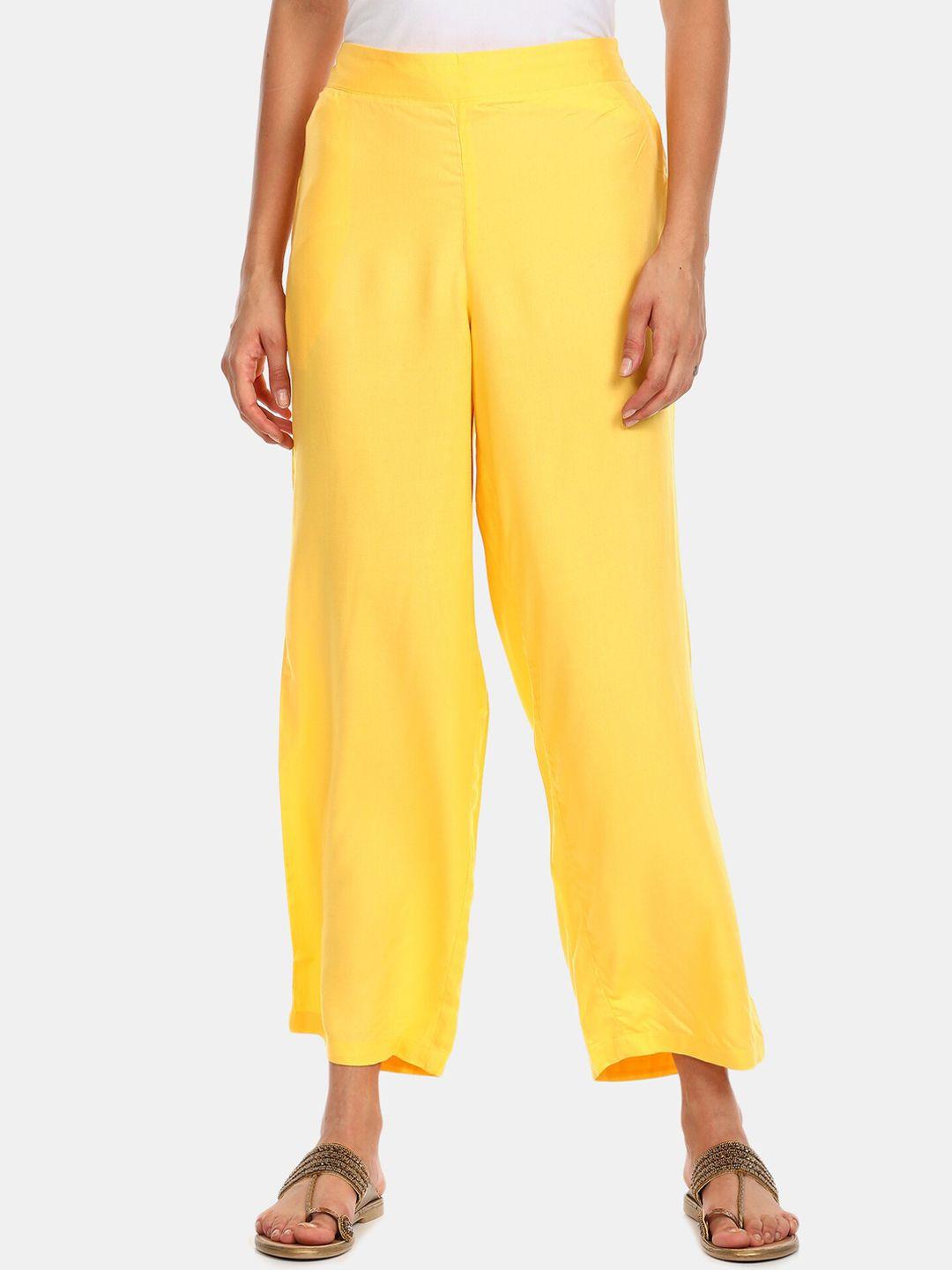 karigari women yellow solid trousers