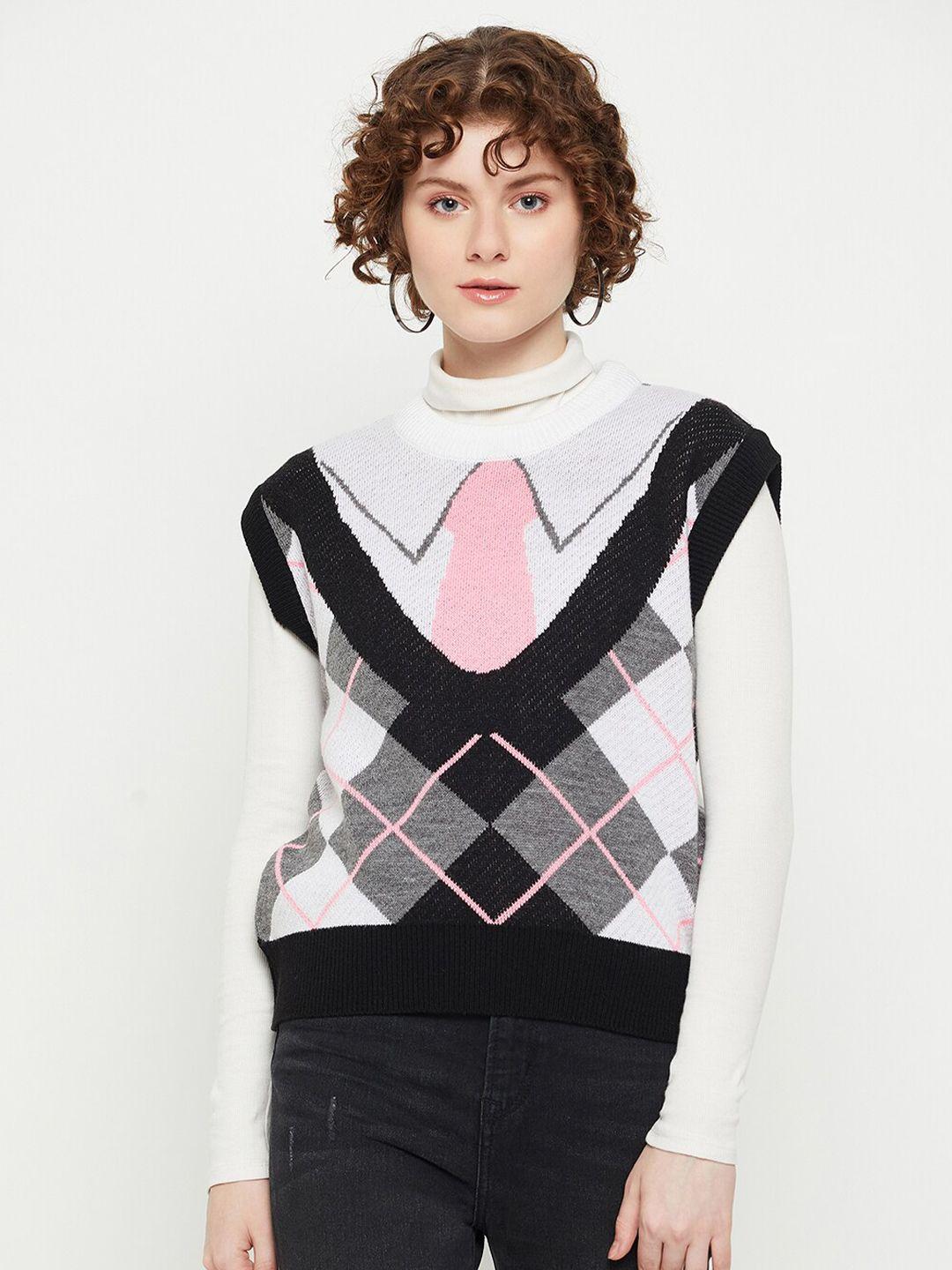 kasma self design geometric woollen sweater vest