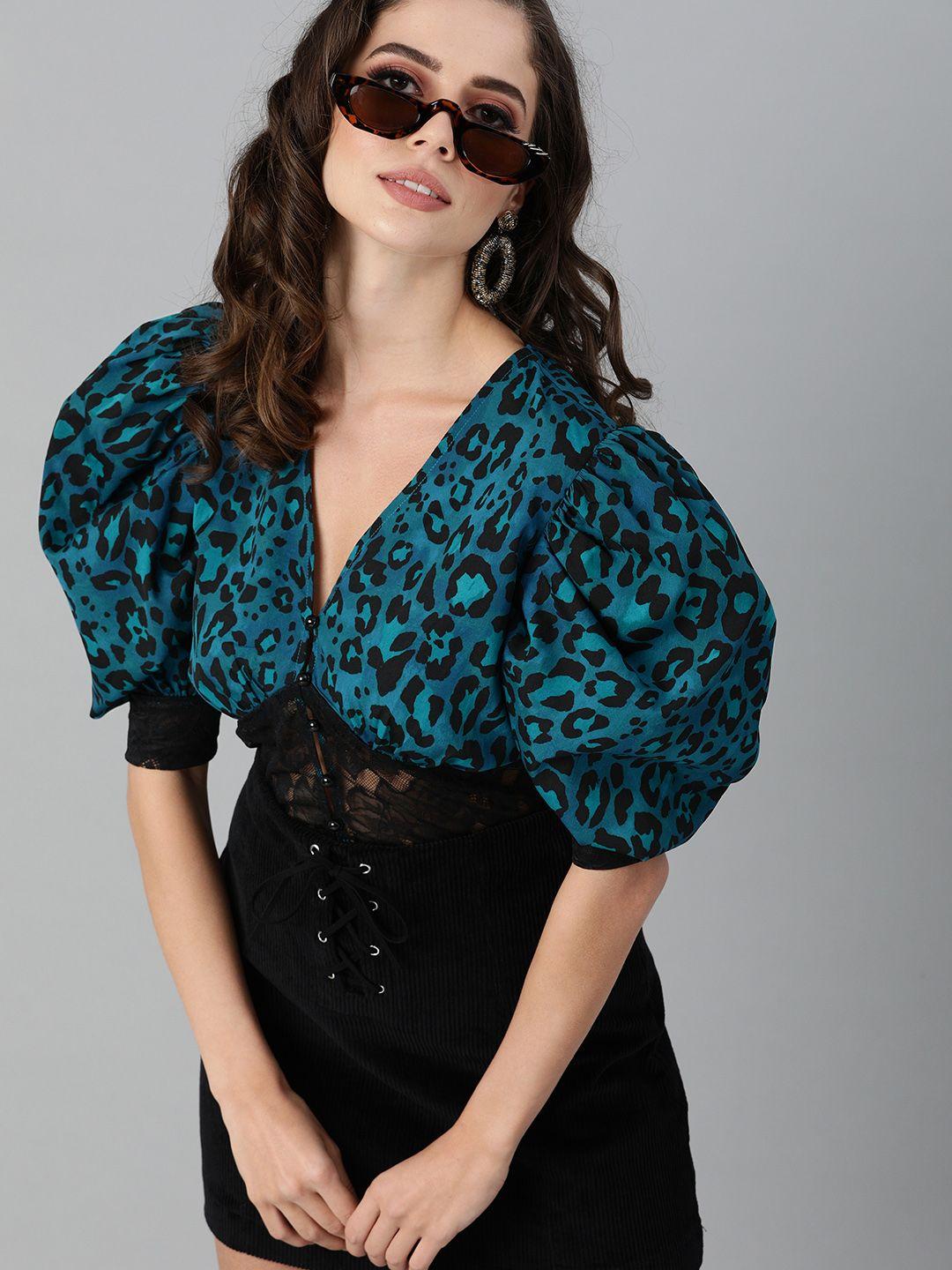 kassually blue & black animal printed puff sleeves regular crop top