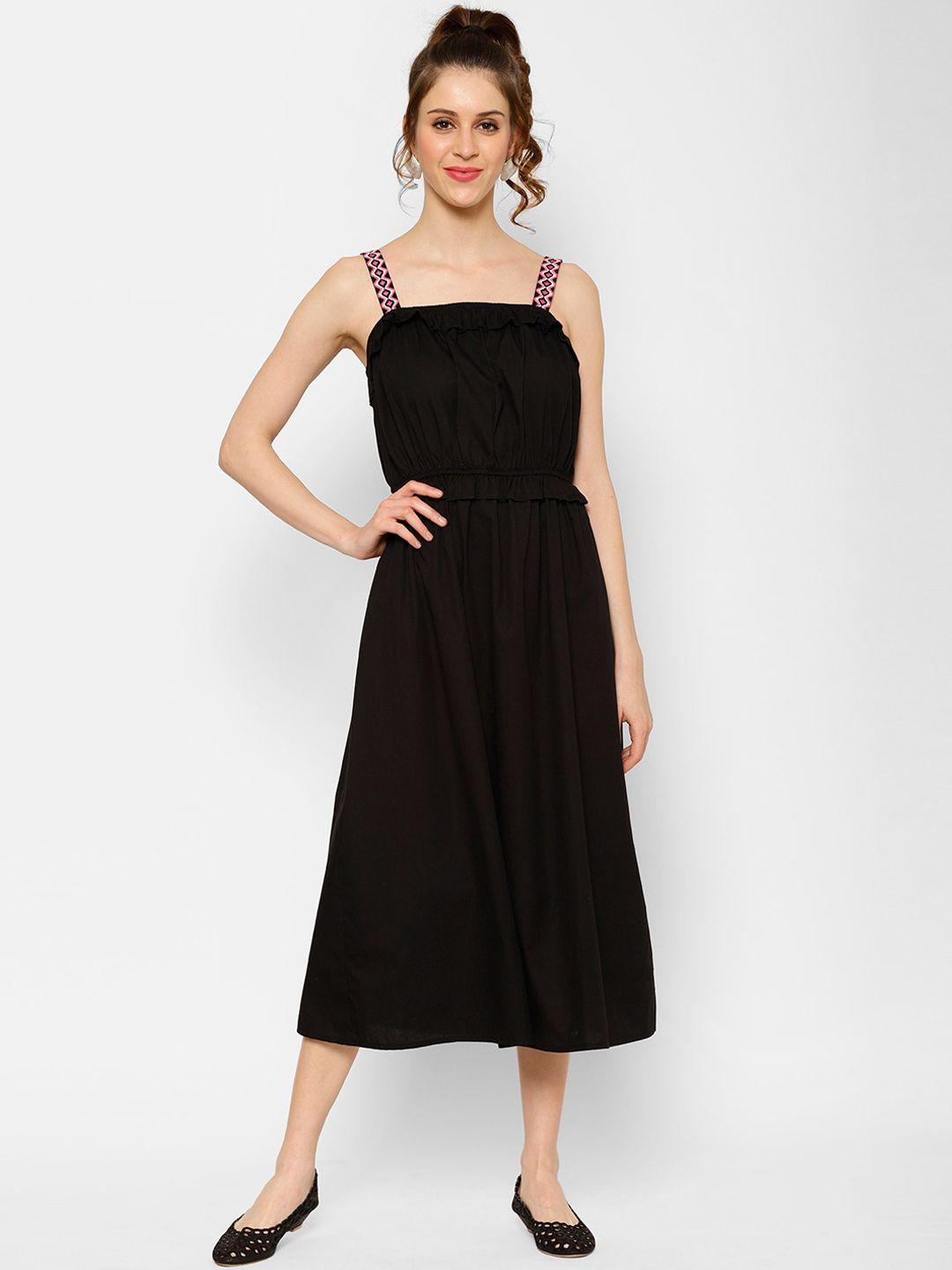 kassually women black solid fit and flare midi dress