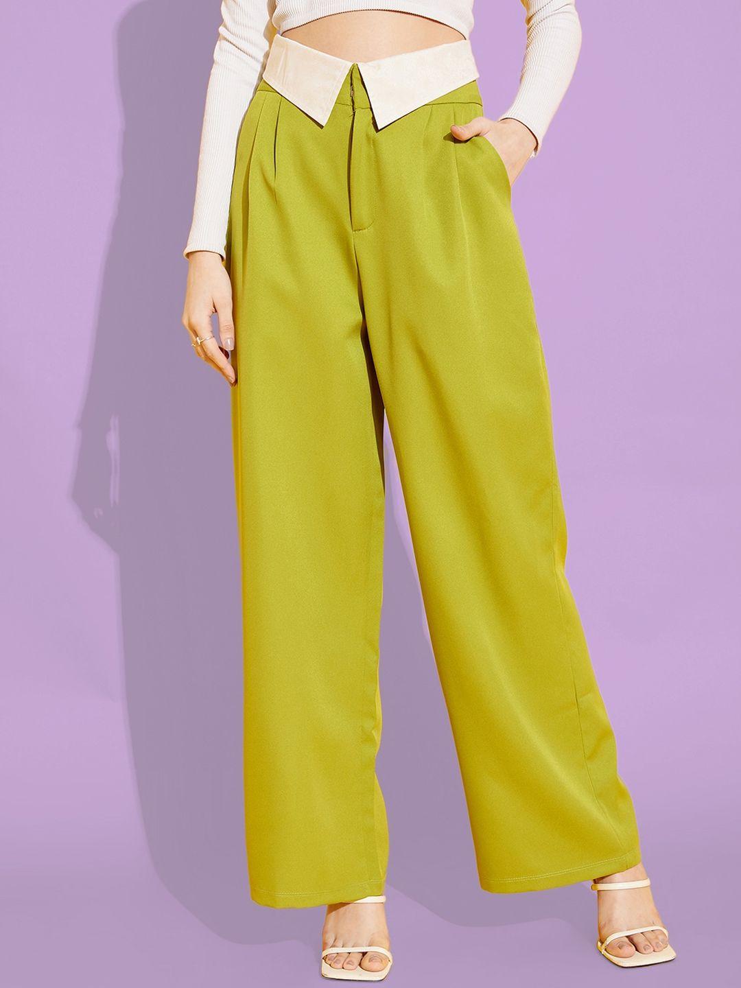 kassually women green straight fit pleated parallel trousers