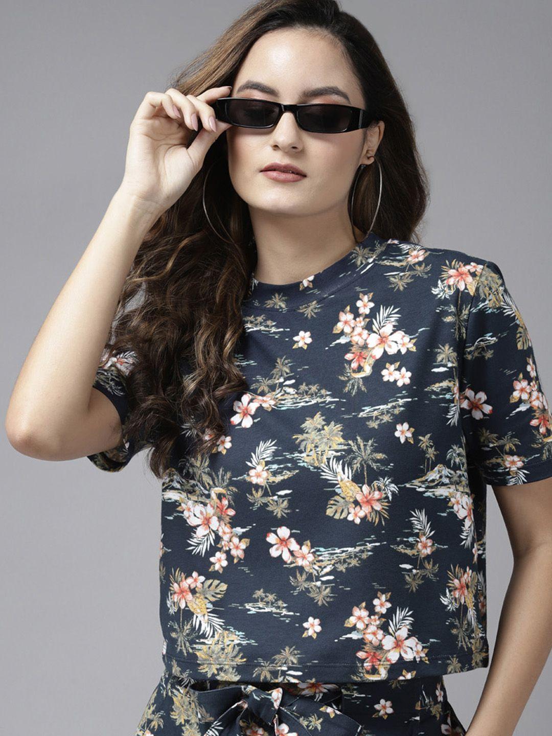 kassually women navy blue & white floral print boxy crop top