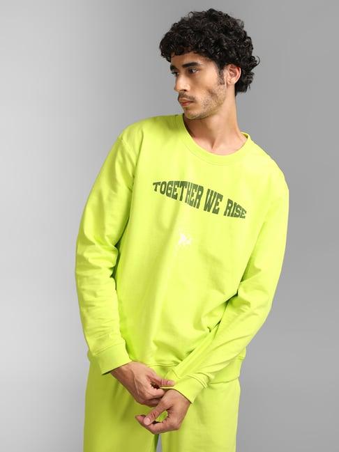 kazo green regular fit printed unisex hooded sweatshirt