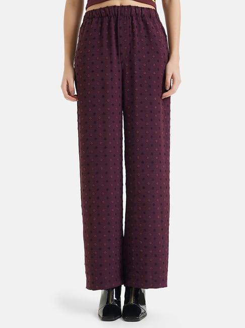 kazo maroon textured straight fit high rise pants