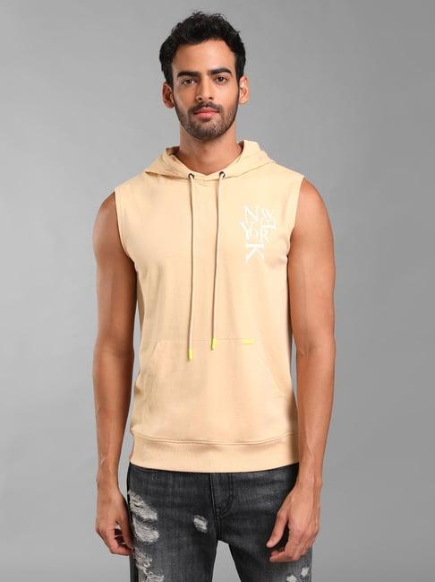 kazo beige regular fit printed sleeveless hooded sweatshirt