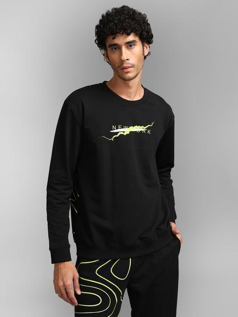 kazo black regular fit printed sweatshirt