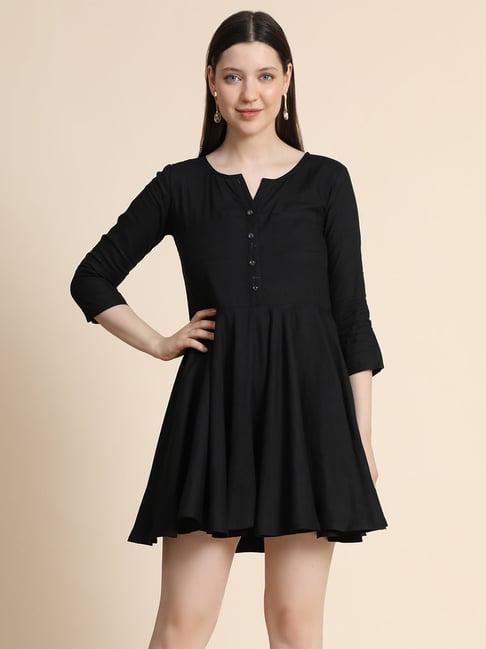 keri perry black fit & flare dress