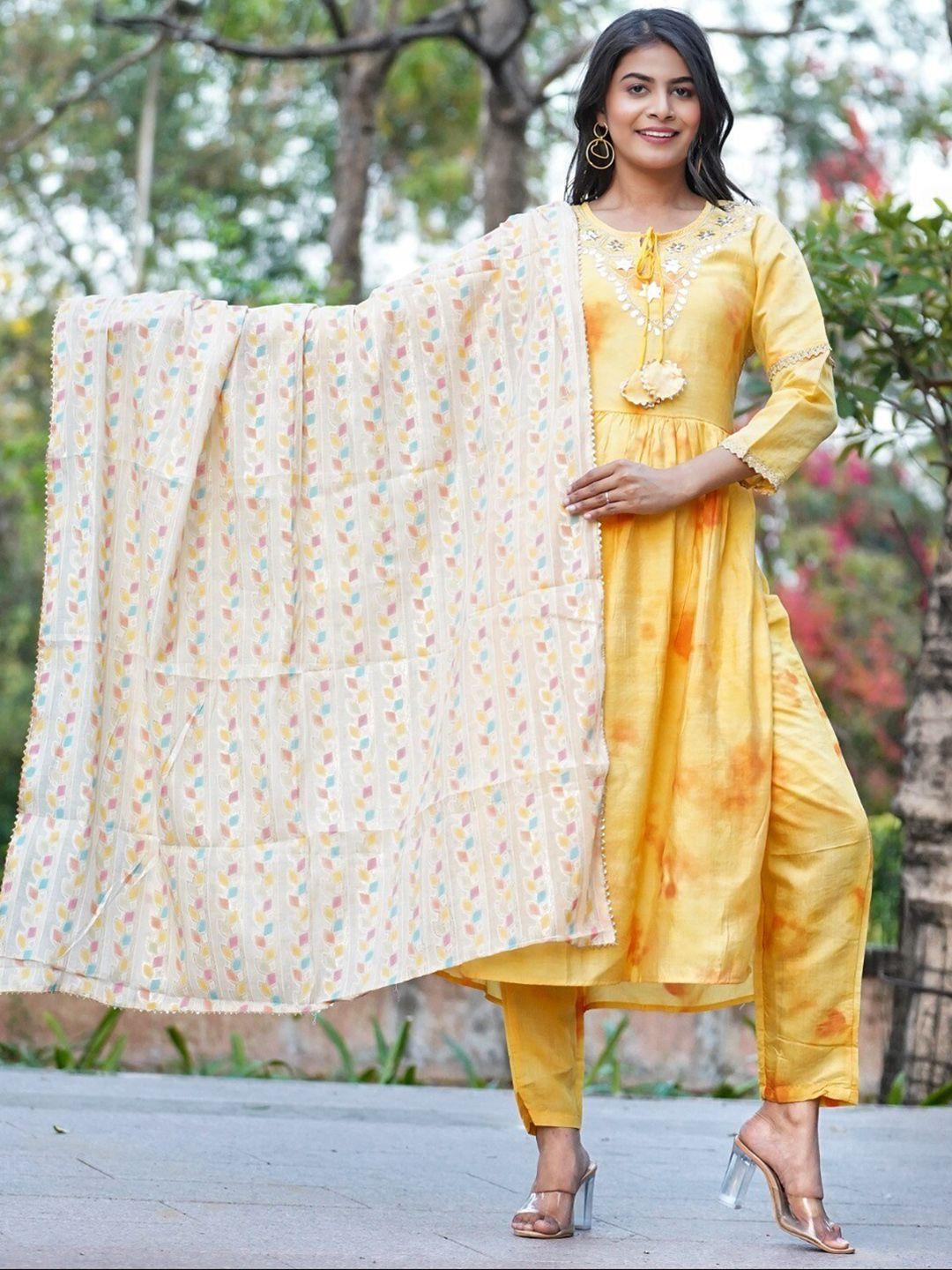 kesarya dyed high slit gotta patti chanderi silk kurta with trousers & dupatta