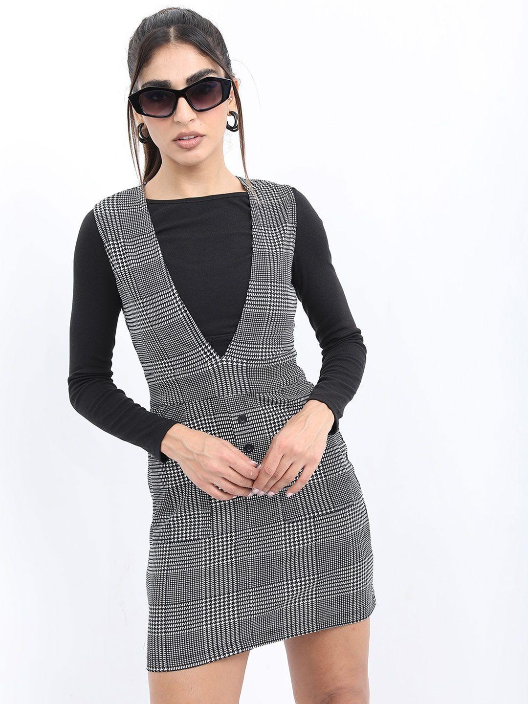 ketch checked v-neck pinafore dress