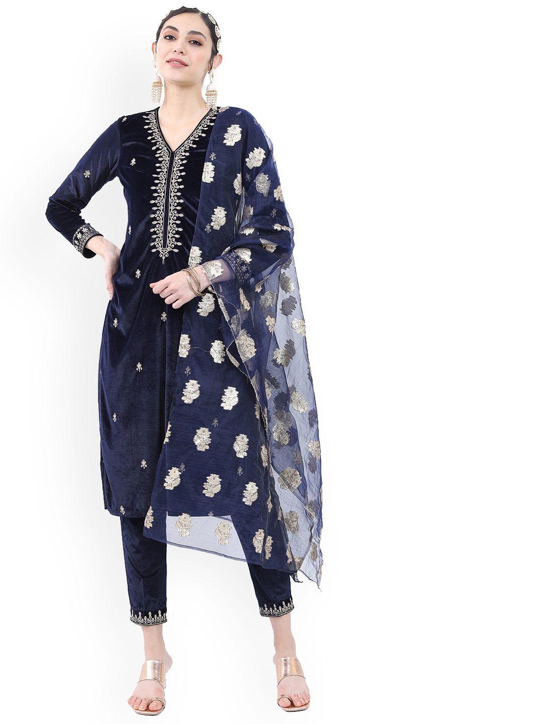 ketch embroidered knited velvet kurta & trousers with dupatta