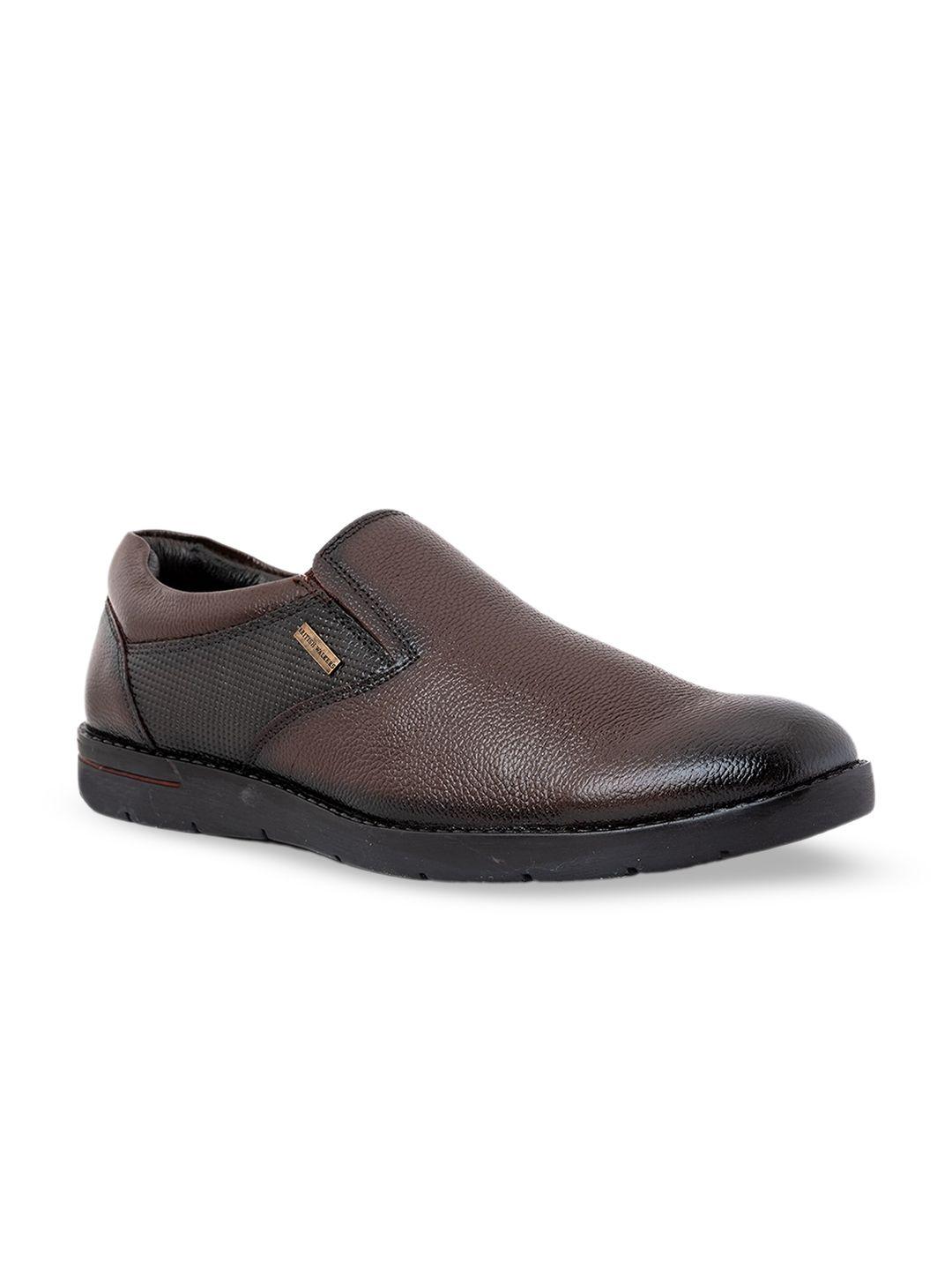 khadims men textured formal slip-on shoes