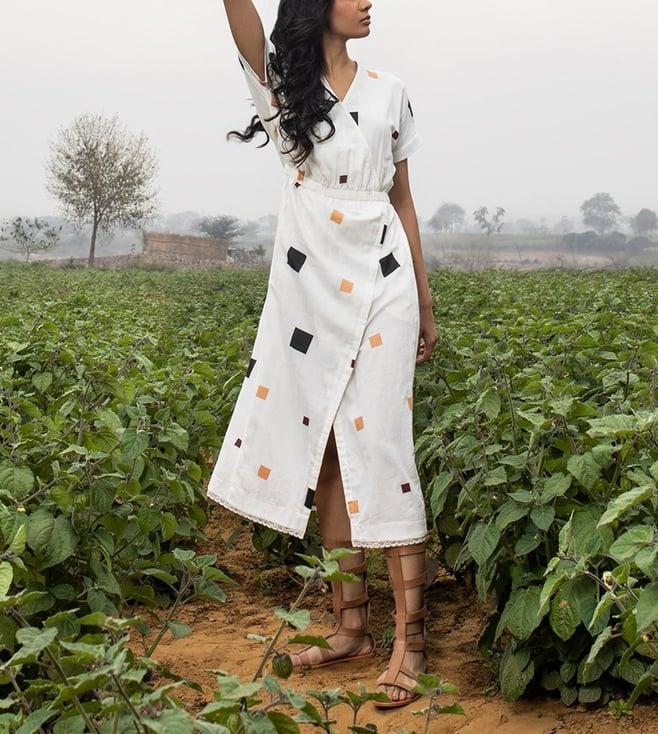 kharakapas white v neck short sleeves cotton dress