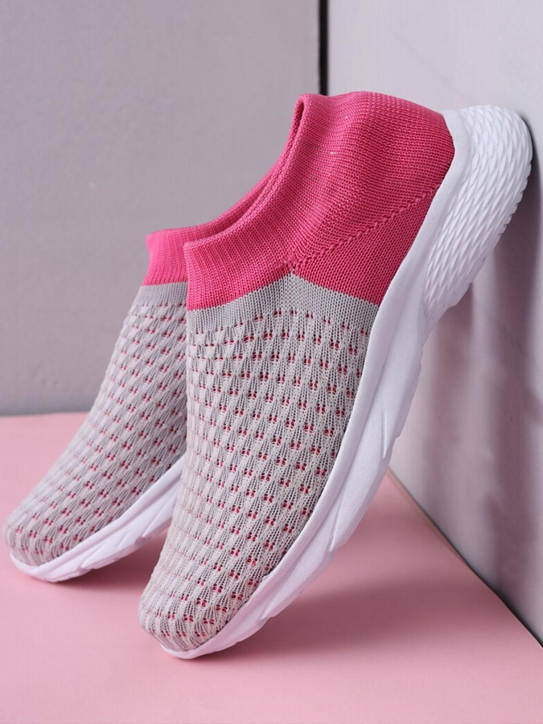 kiana women grey & pink woven design slip-on sneakers