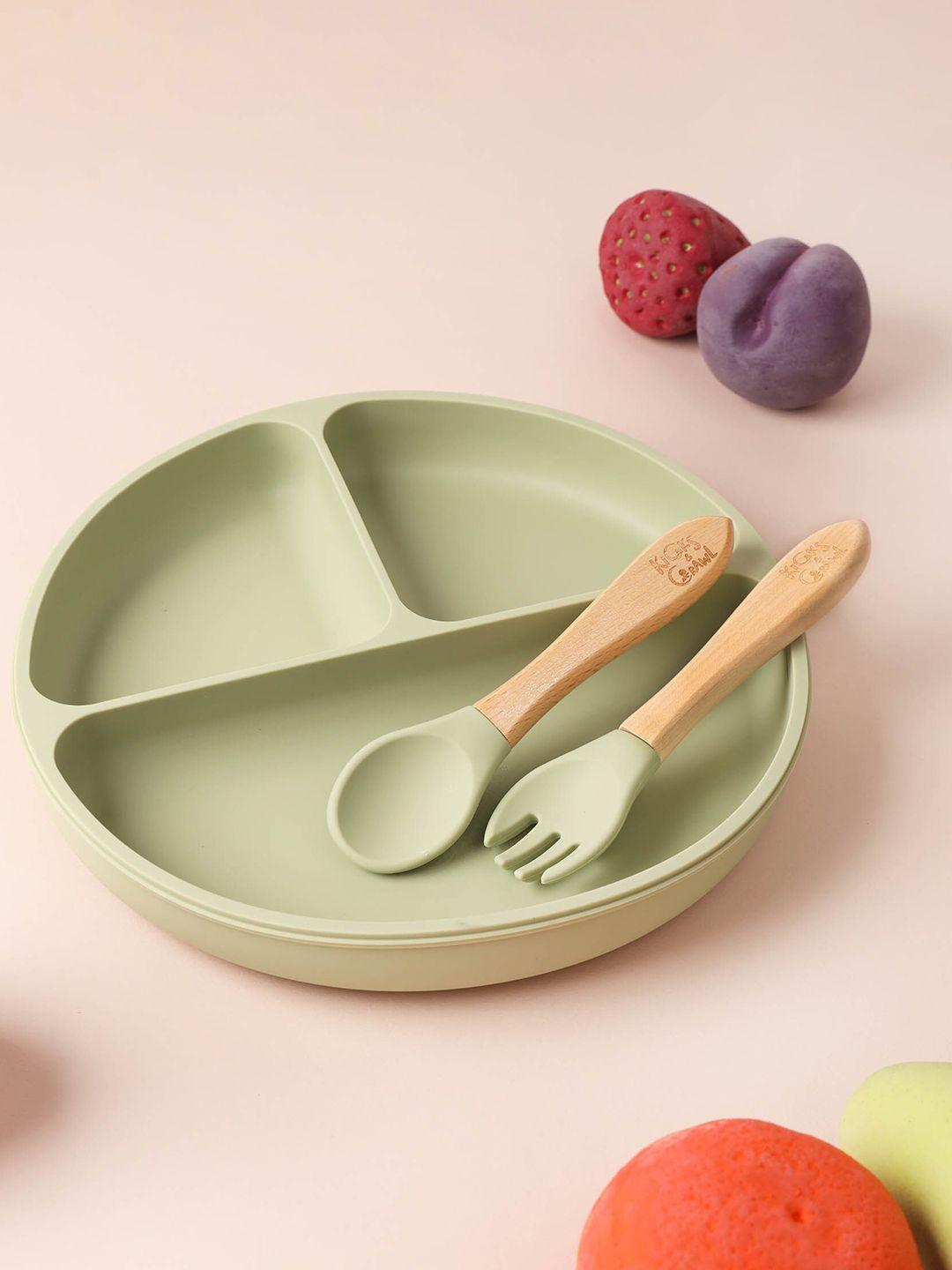 kicks & crawl kids green silicone plate & cutlery set