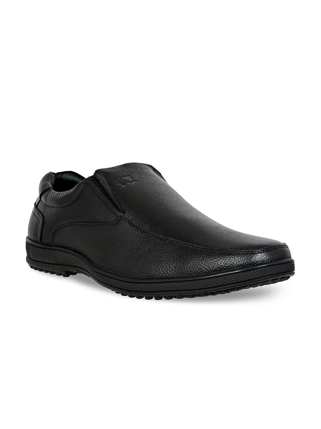 kicksfire men textured leather formal loafers