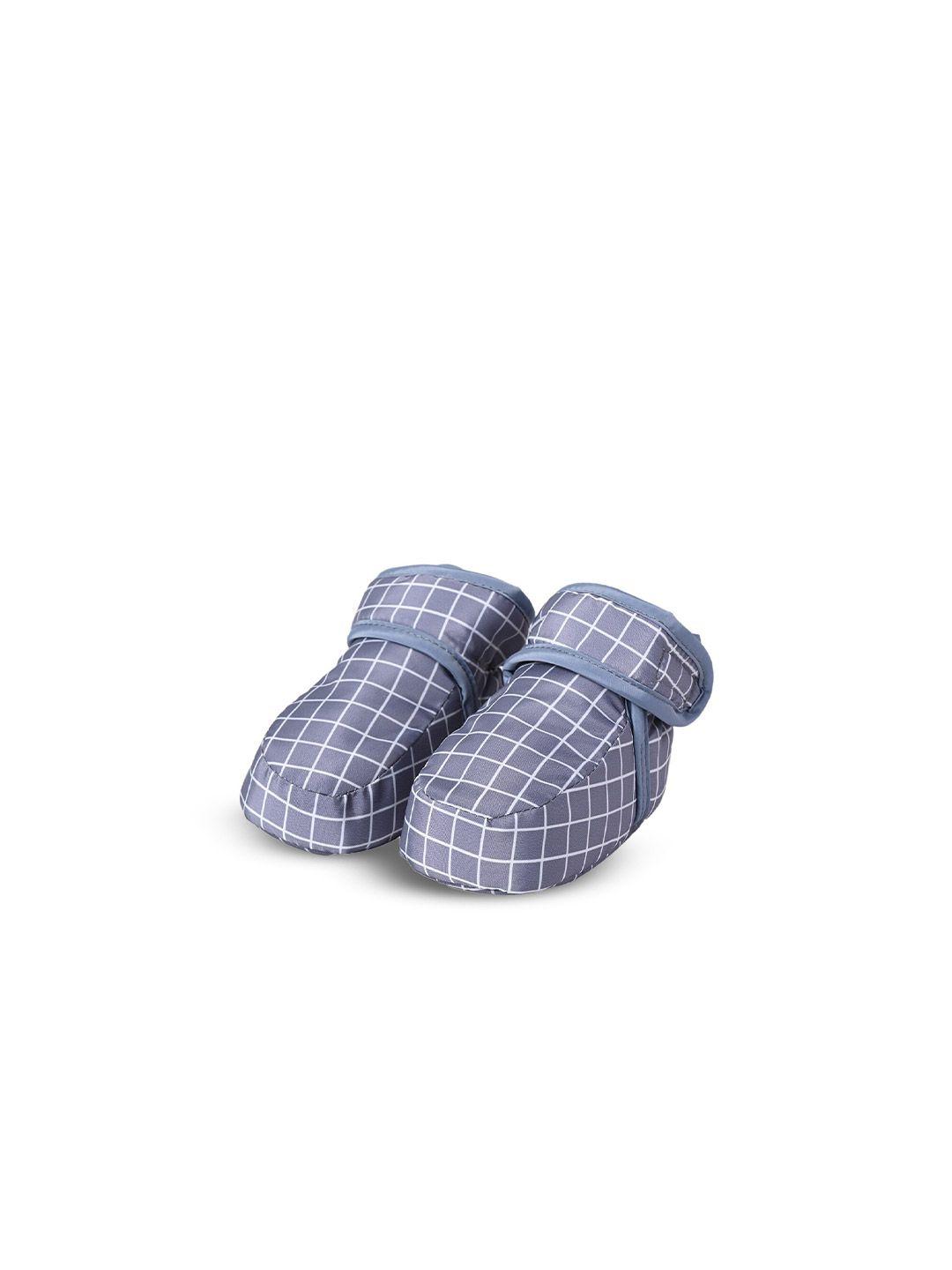 kid-o-world infant boys checked booties