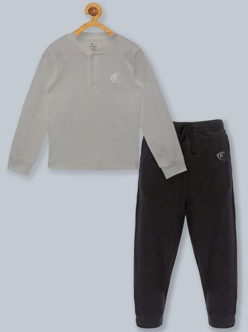 kiddopanti kids grey & jet black cotton regular fit full sleeves t-shirt set