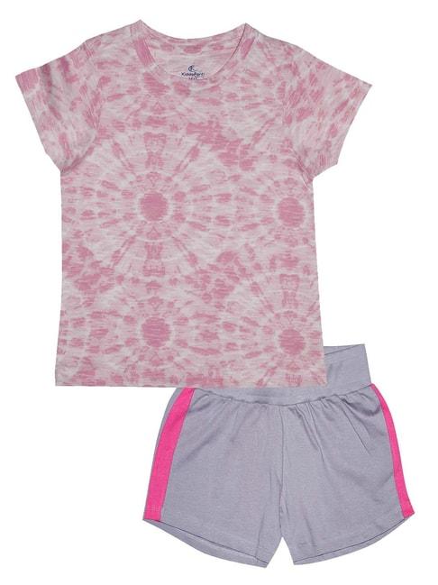 kiddopanti kids light pink & grey printed t-shirt with shorts