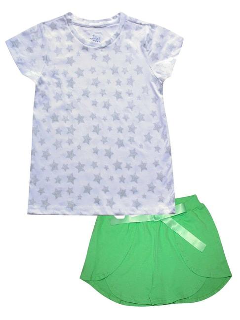 kiddopanti-kids-white-&-green-printed-t-shirt-with-shorts
