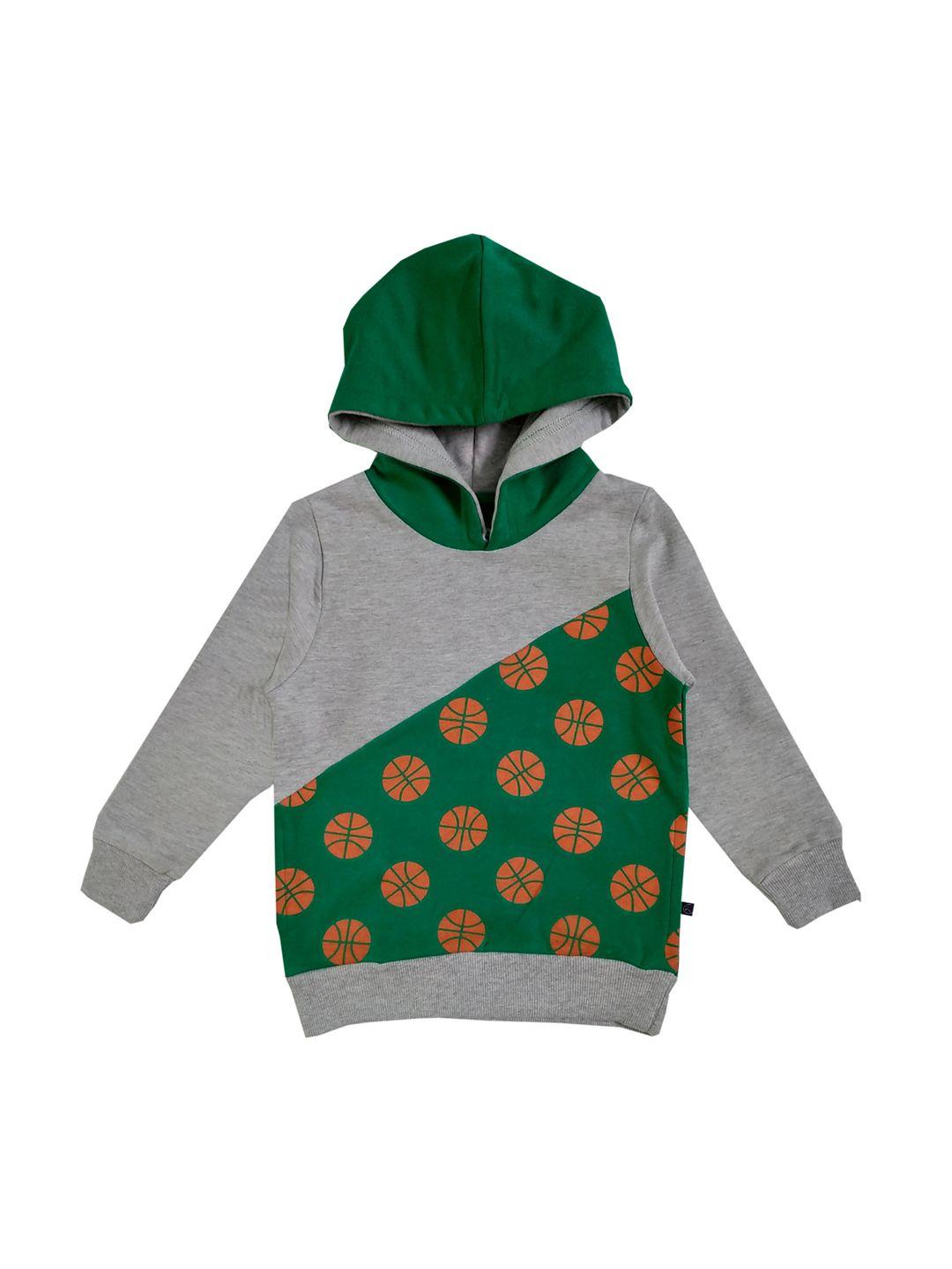 kiddopanti boys grey melange & green printed hooded sweatshirt