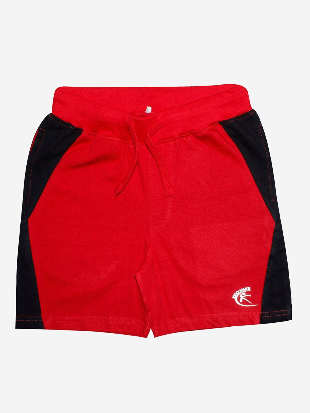 kiddopanti boys red colourblocked shorts