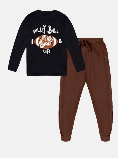 kiddopanti kids black & brown printed full sleeves t-shirt with trackpants