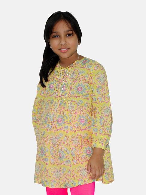 kiddopanti kids yellow floral print kurta