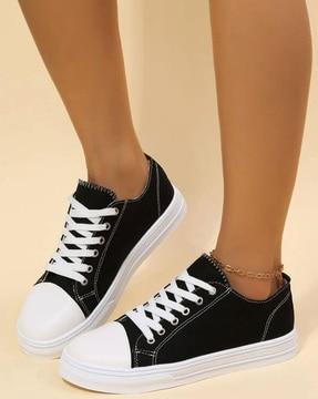 kids round-toe lace-up sneakers